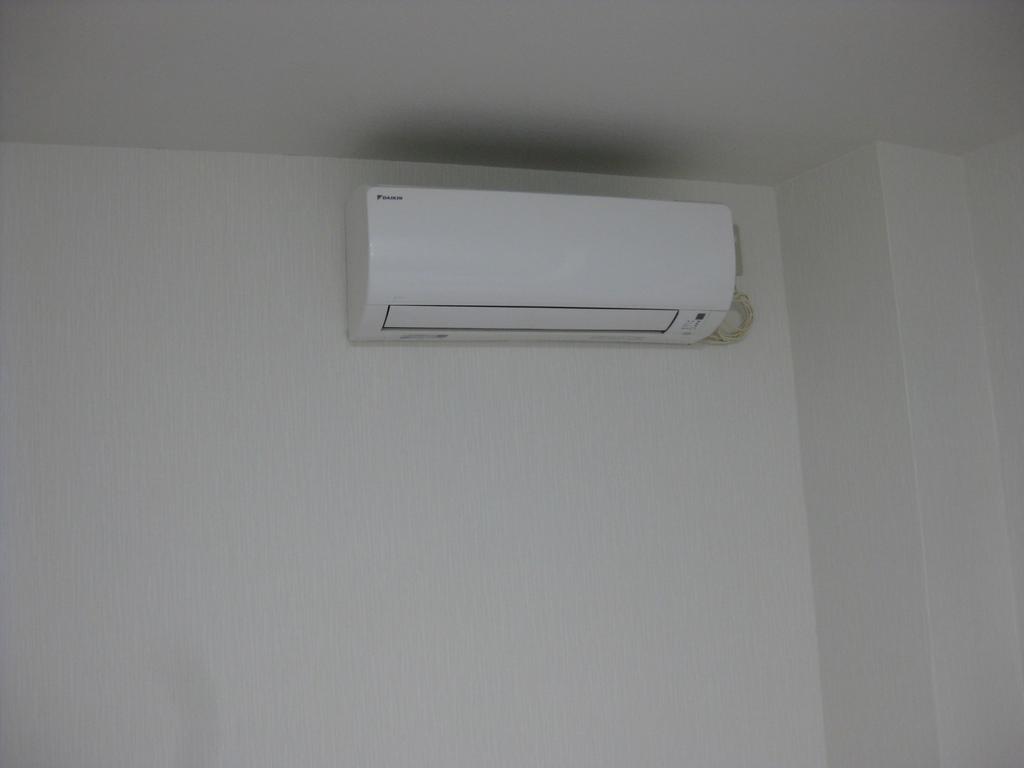 Japanese-Style Triple Room with Private Toilet - Non-Smoking - New Building
